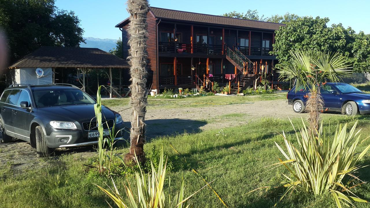 Black-House Pizunda Exterior photo